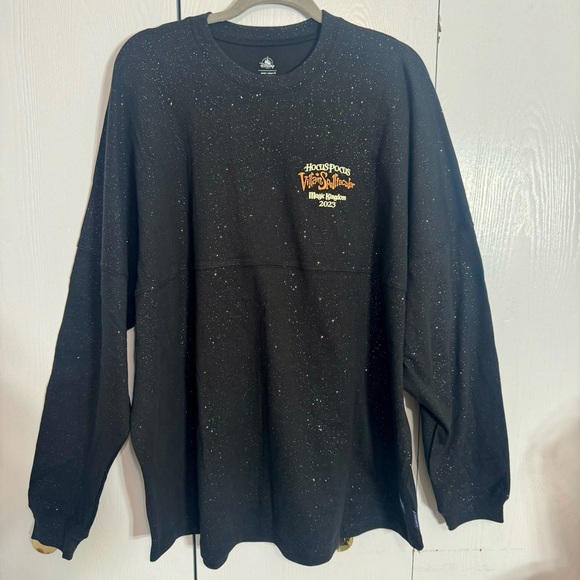 NWT. Disney Spirit Jersey XXL Hocus Pocus sweatshirt from Magic Kingdom - Picture 2 of 13